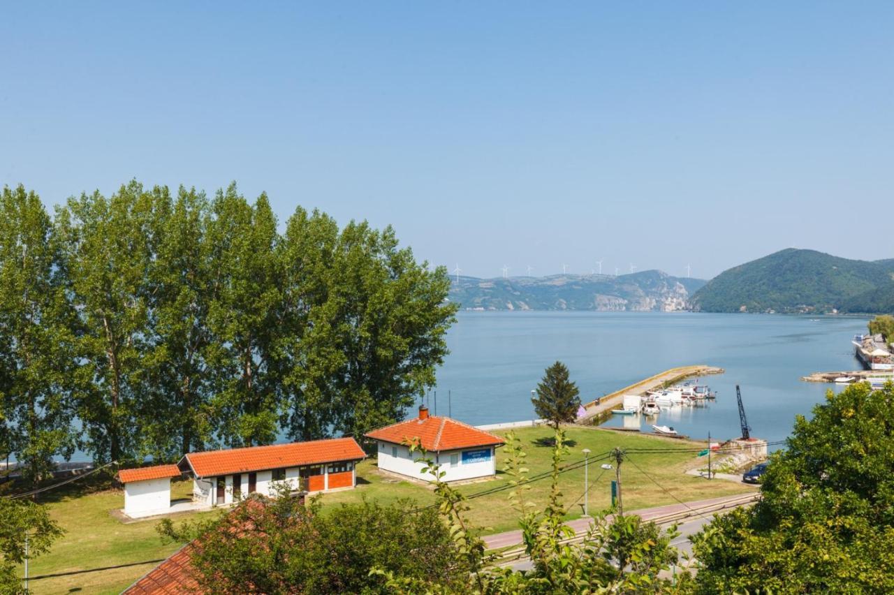 Apartmani Porto Голубац Экстерьер фото